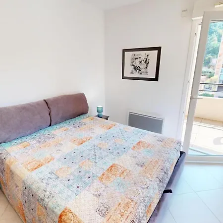 Appartement Intercontinental - Giotto - Agreable 2p Plein Centre Avec Parking Dans Avec Piscine Mae-9301